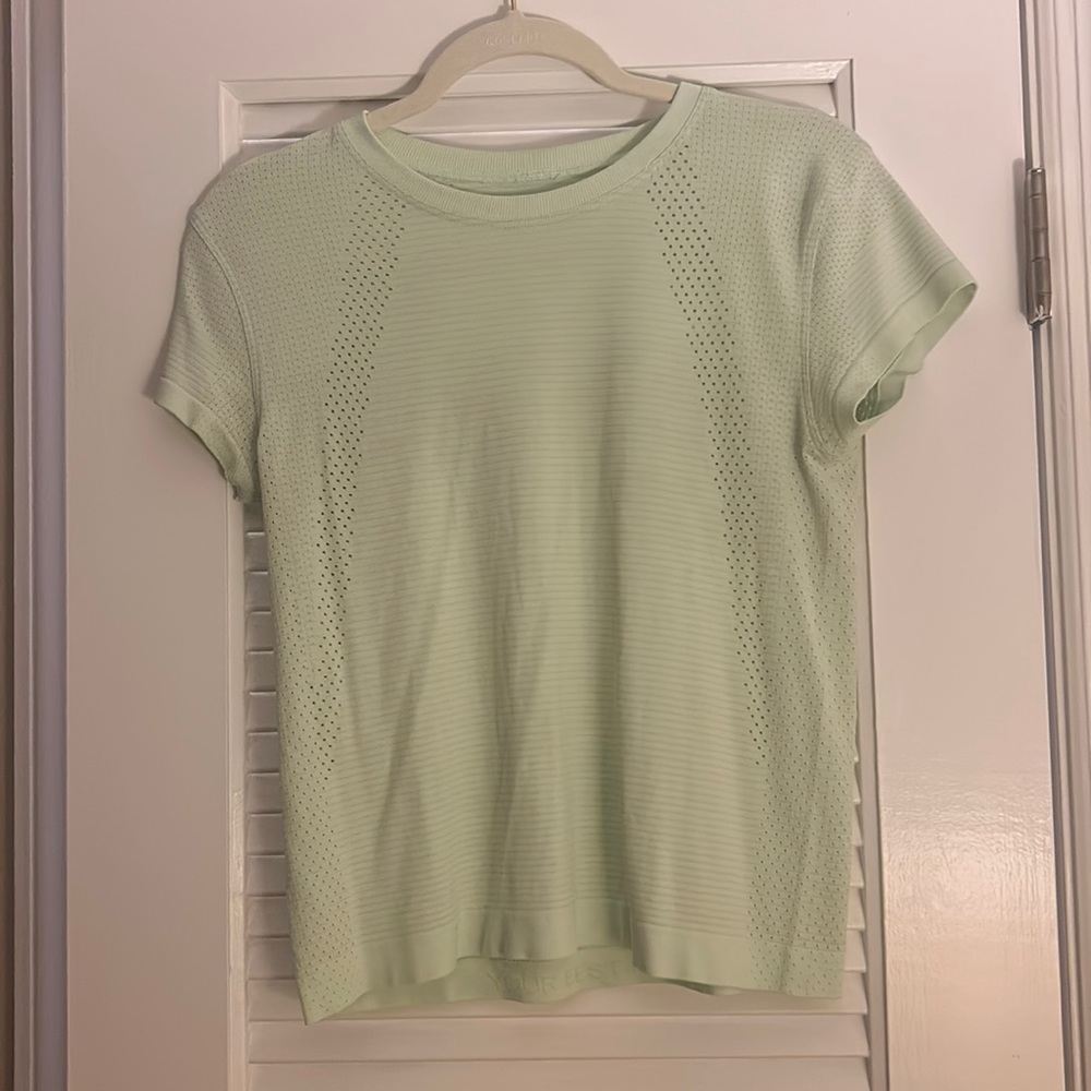 Green lululemon swiftly tech